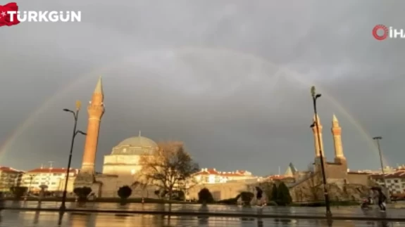 Sivas’ta sağanak sonrası gökkuşağı şöleni