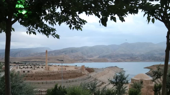 Tarihi Hasankeyf ilçesinde bayramda ziyaretçilerini ağırlamaya hazırlanıyor
