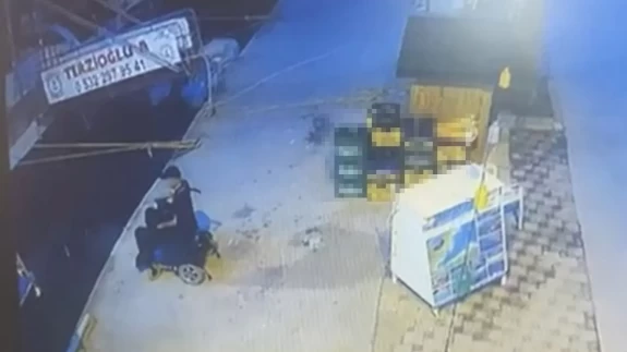Yürek yakan haber! Akülü sandalye ile geldiği iskeleden kendini denize bıraktı