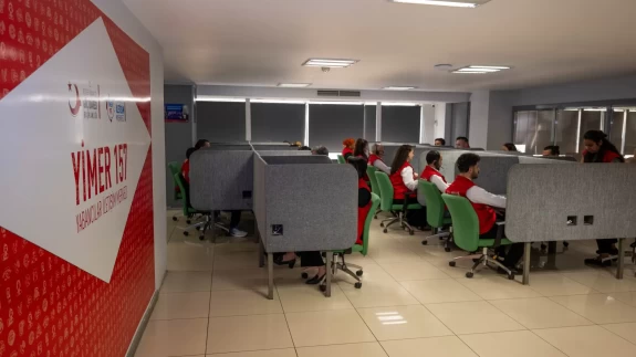 Yabancılar İletişim Merkezi, binlerce kişinin kurtarıcısı oldu