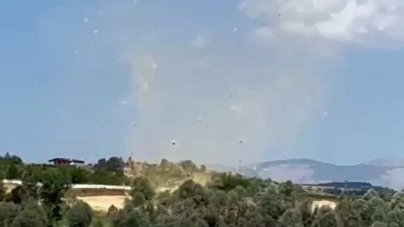 Kastamonu'da baraj kenarında hortum çıktı