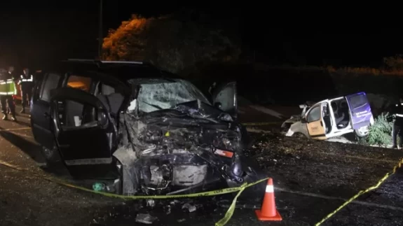 Ordu’da 2 hafif ticari araç kafa kafaya çarpıştı: 1 ölü, 2 yaralı