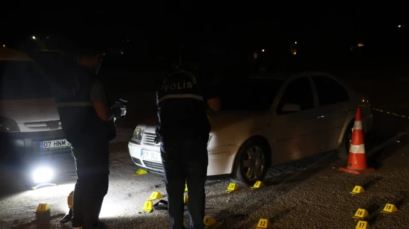 Düğün salonu önündeki küfür tartışmasında silahlar konuştu