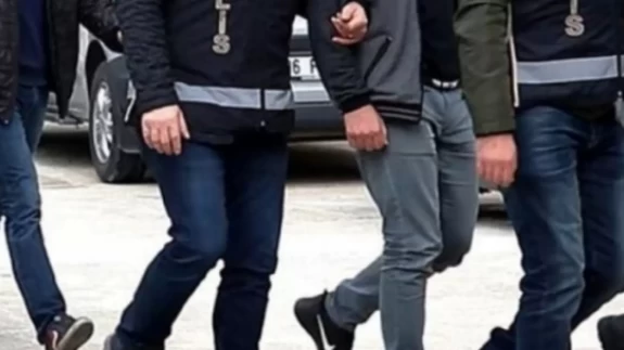 Diyarbakır'da uyuşturucu operasyonu: 14 zanlı tutuklandı