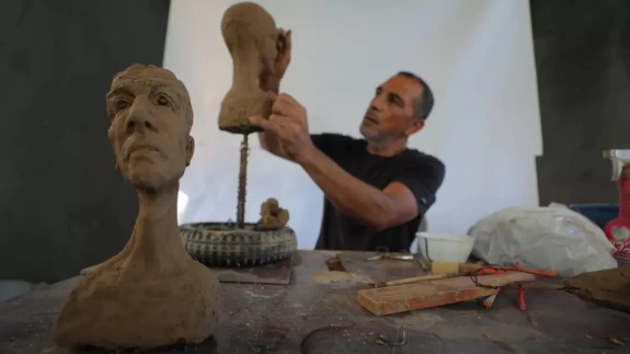 Acıyı sanata dönüştürdü! Gazzeli heykeltıraş Filistin’in sessiz çığlığını anlatıyor