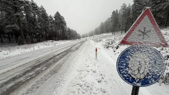 Kazdağları'nda kar yağışı etkili oluyor