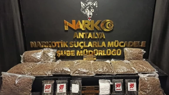 Antalya’da dev operasyon! Yüklü miktarda yasaklı madde ele geçirildi