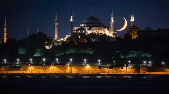 Berat Kandili'nde yatsı namazı kaçta? (il il vakitler) Yatsı namazı kaç rekat, nasıl kılınır?