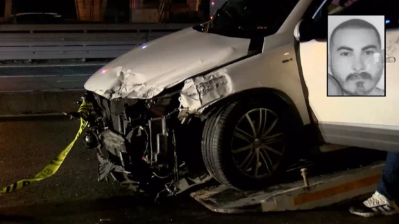 Otomobilin çarptığı motosikletli hayatını kaybetti