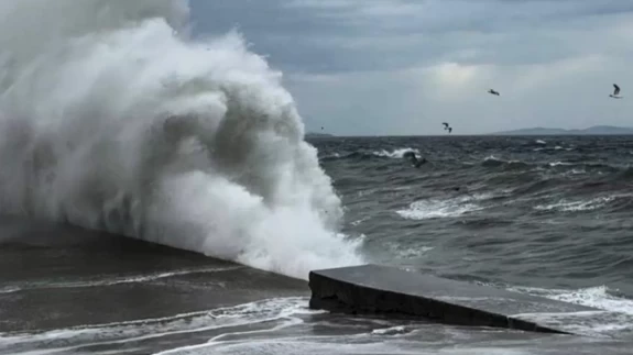 Türkiye genelinde kuvvetli rüzgar ve sağanak uyarısı