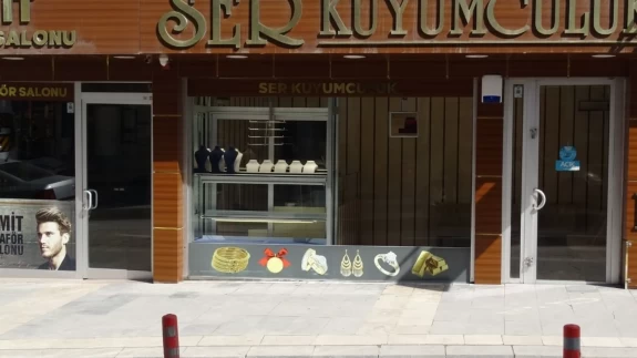 Kadın kuyumcunun çığlığı kameralara yansıdı