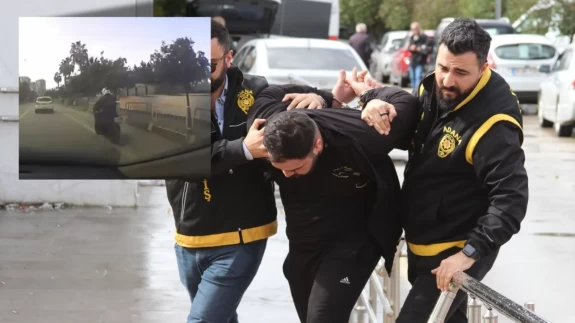 Ehliyetsiz sürücü yaya geçidinde pusetteki bebeği hayattan kopardı