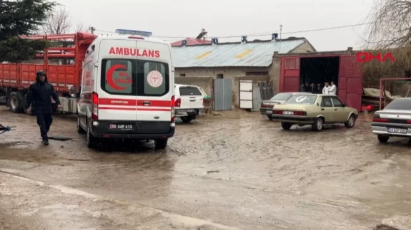 Anne, baba ve 8 aylık bebekten acı haber!