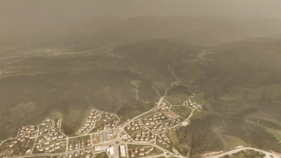 Toz taşınımı Düzce'yi tuttu! Dronla görüntülendi