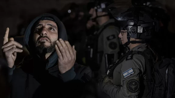 İsrail, Kadir Gecesi’nde de Mescid-i Aksa’yı Müslümanlara kapattı