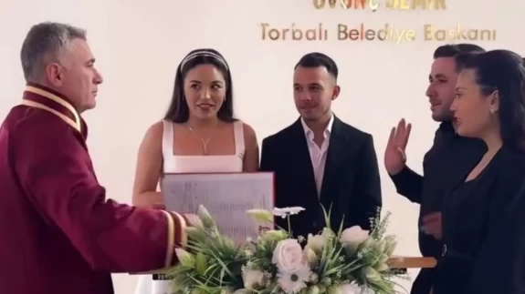 Torbalı’da nikah memurundan 'Şahit Şakası'na unutulmaz cevap