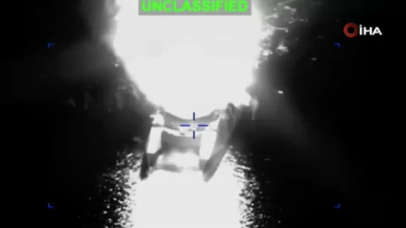 CENTCOM’dan İran donanması operasyonu: Saldırı görüntüleri paylaşıldı