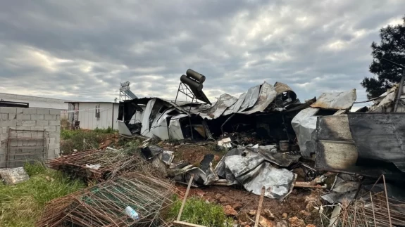 Hamile anne ve 5 evladı alevlerin arasından çıkamadı!