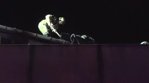 Küçükçekmece’de gece yarısı yangın paniği
