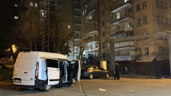 Diyarbakır’da aile dehşeti: Eşini öldürdü, kızını ağır yaraladı!