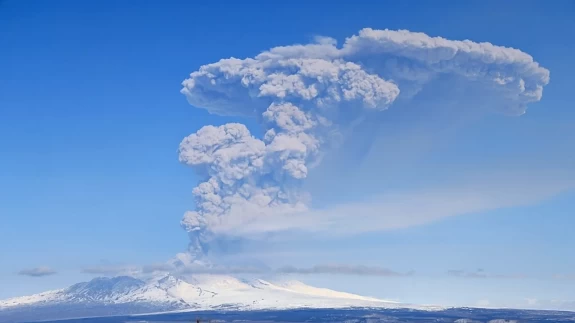 Gökyüzünde 'Kırmızı Kod' paniği