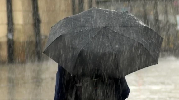 Meteoroloji’den 'kuvvetli' uyarı! Bugün dışarı çıkacaklar dikkat: Sağanak ve gök gürültüsü hangi illeri vuracak?