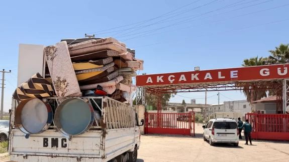 FLAŞ! Akçakale Gümrük Kapısı 12 yıl sonra sivil geçişlere açıldı!