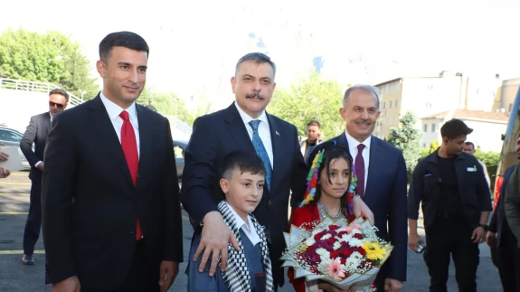 Bakan Çiftçi'den Hakkari'ye kritik ziyaret