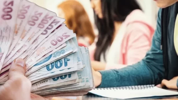 SGK, Bağ-Kur ve memur emeklileri dikkat! Zam oranları netleşti... İşte kalem kalem maaşlar