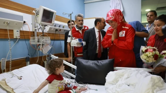 Türk Kızılay Gazze’yi yalnız bırakmıyor