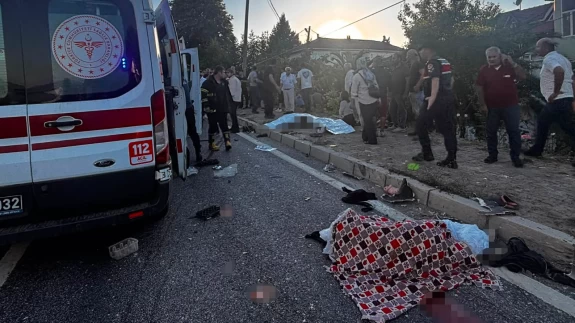 Düzce'deki kazada ölen 4 kişinin kimliği belirlendi