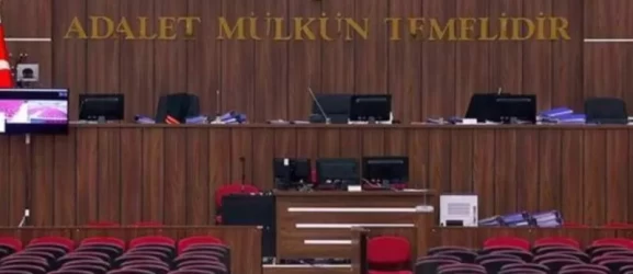 FETÖ dosyalarını kapatan zabıt katibi hakim karşısında