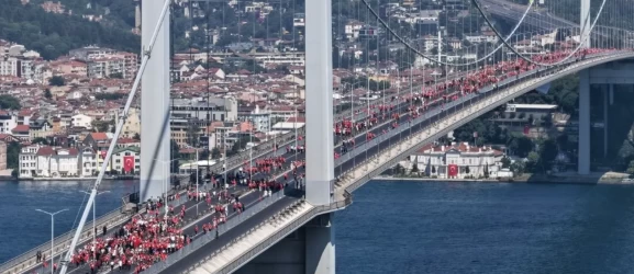 15 Temmuz Şehitler Köprüsü trafiğe yeniden açıldı!