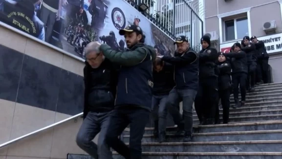 Kısa yoldan kazanç vaadiyle 127 milyonluk vurgun: 16 illde yatırım danışmanı operasyonu!