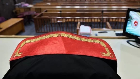 6 Şubat depremlerinde yıkılan Bayrak Sitesi davasından karar çıktı