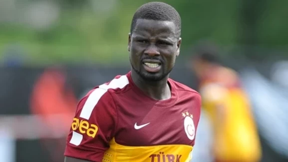 Galatasaray'ın eski yıldızı Eboue ağlayarak iş istedi