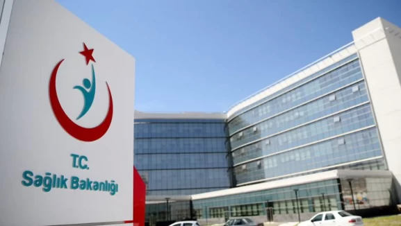 Sağlık Bakanlığı'ndan hantavirüs açıklaması: Gemideki 3 Türk vatandaşı yarın Türkiye'ye getiriliyor