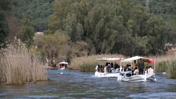 Akyaka'da 'tuvalet' tarifesi şoke etti: Müşteri olmayana 500 TL!