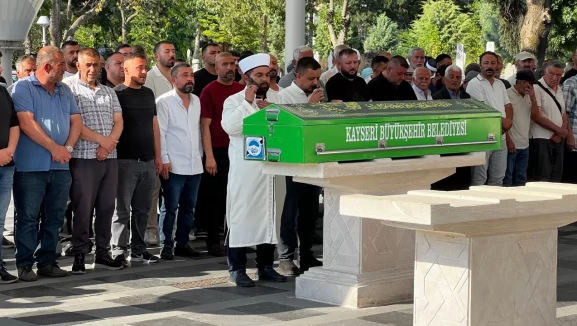 Kayseri’de inşaatın arkasında çıkan bıçaklı kavgada 1 kişi öldü