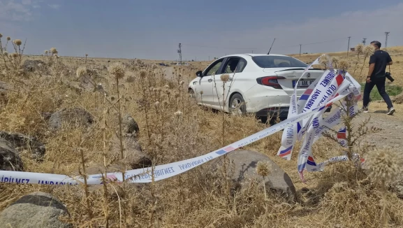 Diyarbakır’da arazide kadın cesedi bulundu: 2 gözaltı