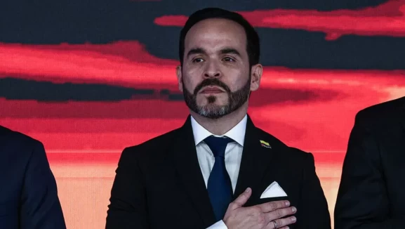 Kolombiya Cumhurbaşkanı Espriella yemin ederek görevinin başına geçti