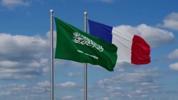 Fransa, Suudi Arabistan’daki Yanbu tesisi için asker ve savunma sistemleri gönderecek