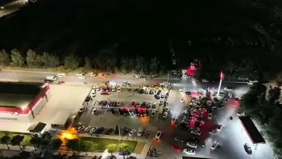 İzmir'de drift denetimi! 67 sürücüye ceza, 17 araç trafikten men edildi