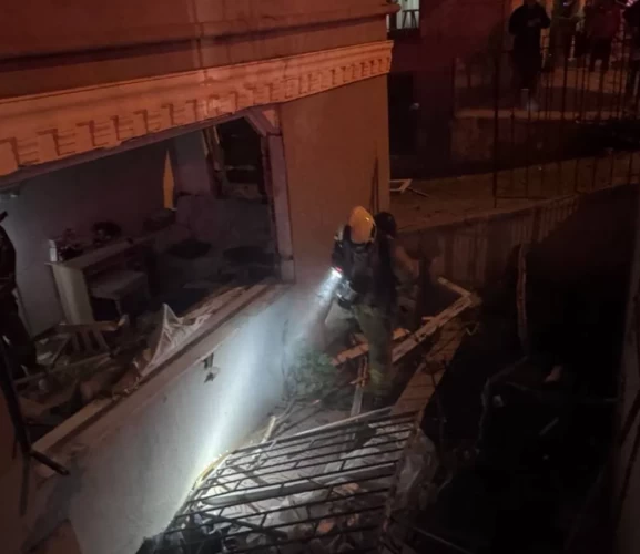 Güngören’de bodrum katında şiddetli patlama: 2 yaralı