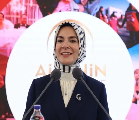 Aile Bakanlığı'ndan annelere 8.7 milyar liralık destek