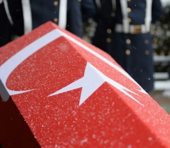 Fırat Kalkanı Harekat Bölgesi'nden acı haber: Astsubay Kenan Şahin şehit oldu