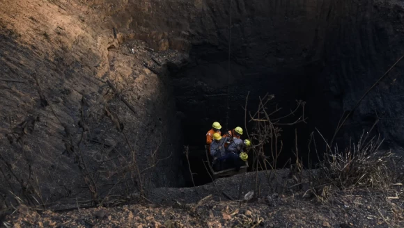 Hindistan’da maden faciası: 18 işçi can verdi, mahsur kalanlar var!