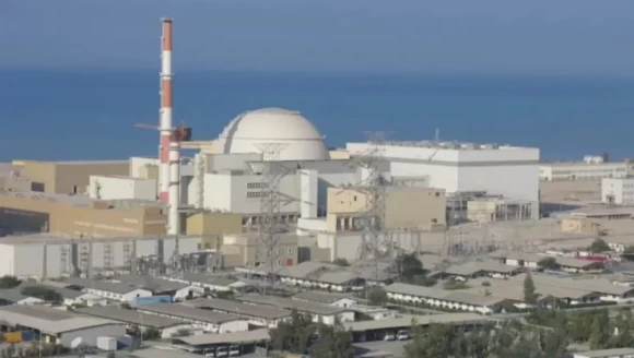 İran duyurdu: Buşehr Nükleer Santrali'ne füze isabet etti!