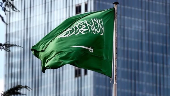 Suudi Arabistan'da alarm! 6 İHA havada imha edildi