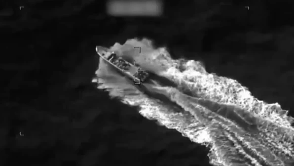 ABD, Pasifik'te bir tekneyi daha vurdu: 3 ölü